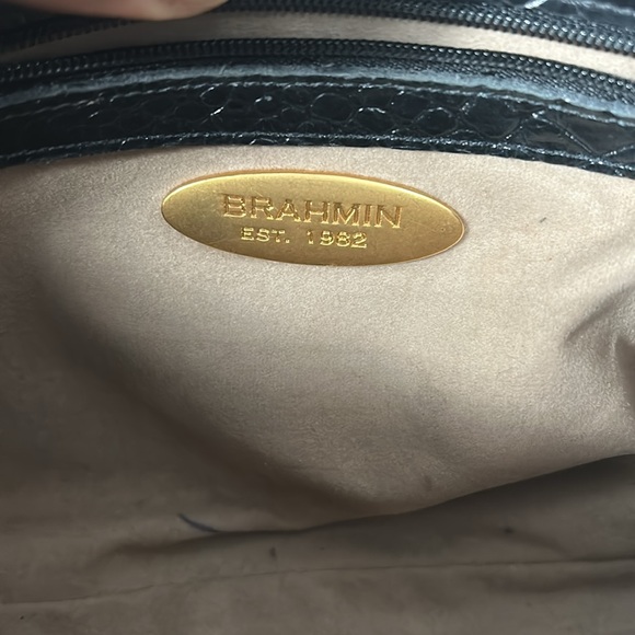 Brahmin Black Melbourne handbag Croc Leather with twist lock Vintage - Picture 11 of 16